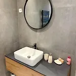 Maison Avec Privatif, Jacuzzi Et Sauna バイユヴァル