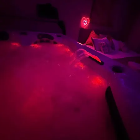 Maison Avec Privatif, Jacuzzi Et Sauna *