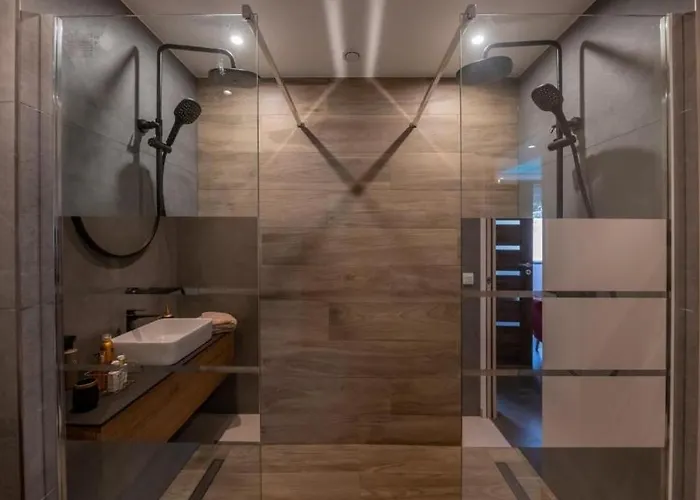 Maison Avec Privatif, Jacuzzi Et Sauna *